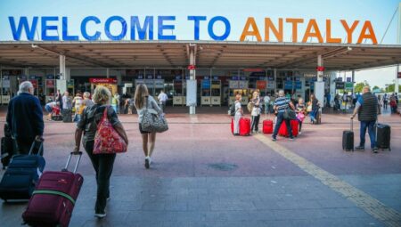 2023 Antalya’nın yılı oldu! Turizmde rekor üstüne rekor…