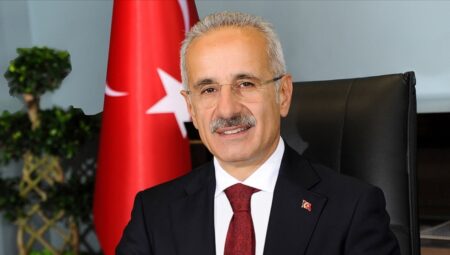 Abdulkadir Uraloğlu: Mersin ve Adana’da yapılacak limanlar yeni ticaret ekseni oluşturacak