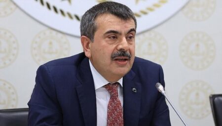 Bakan Tekin: Türkiye OECD ülkeleriyle arayı kapatıyor