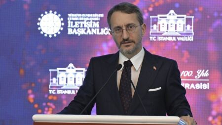 Fahrettin Altun: Bürokrasi Türkiye’nin önünde artık engel değil imkandır