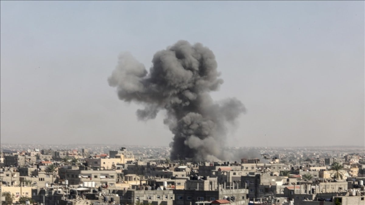 İsrail, Gazze’ye her 10 dakikada bir hava saldırısı yaptı