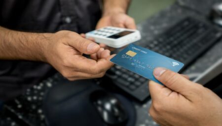Kredi kartı borçlarında yeni rekor