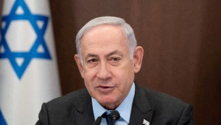 Netanyahu’ya yolsuzluk suçlaması: Dava, kaldığı yerden devam ediyor