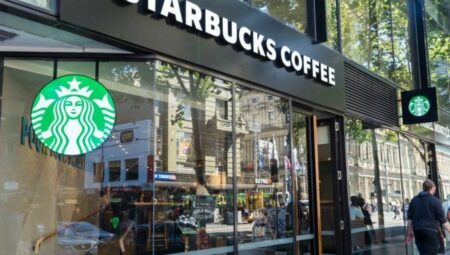 Starbucks Yöneticisi Tüm Çalışanlarına Mektup Gönderdi: Filistin Hakkında Bu İfadeleri Kullandı…