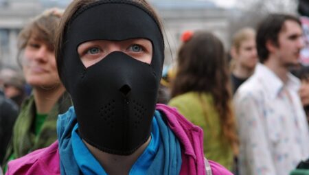 Washington Post yazdı: ABD, suçu önlemek için kar maskesi yasağını tartışıyor