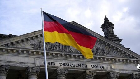 Alman ekonomisi 2023’ün son çeyreğinde yüzde 0,3 daraldı