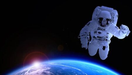 Alper Gezeravcı’nın uzayda ilk sözü ‘İstikbal göklerdedir’ oldu… Peki diğer astronotların uzaydaki ilk sözleri ne olmuştu?