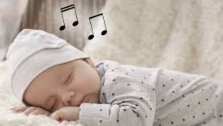 Araştırmacılara göre,  çocuklarınızı şarkılar ve ninilerle büyütün: Şarkılar geleceklerini etkileyecek