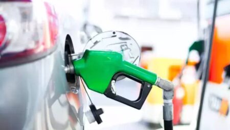 Benzin Zammı Trilyonluk Arabayaya LPG Taktırttı