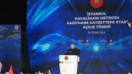 Erdoğan: Birilerinin paçaları tutuşmaya başladı