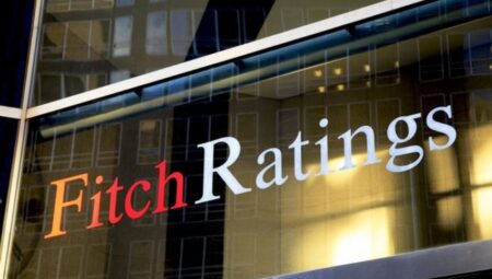 Fitch: Faaliyet ortamı ve müdahale riskleri büyük Türk bankalarının kredi notlarını sınırladı