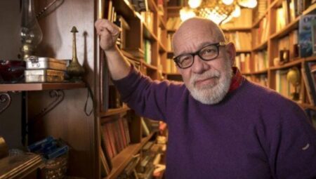 Türk edebiyatı önemli bir yazarını kaybetti : İstanbul Aşığı Mario Levi ,hayatını kaybetti