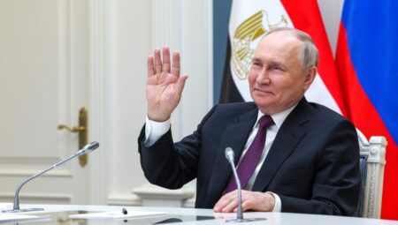 Vladimir Putin: Sisi ile özellikle Filistin-İsrail konusunda sürekli temas halindeyiz