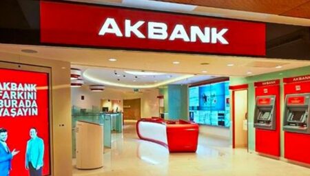 Akbank’ın Kârı Beklentilerin Üstünde Geldi. 15 Milyar Net Kâr Açıkladı