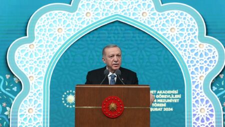 Cumhurbaşkanı Erdoğan’dan ‘hoca kılıklı sahtekâr’ açıklaması