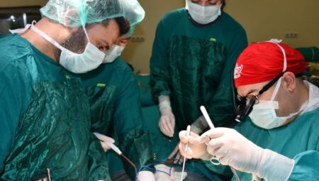 Dünyada Bir İlk Malatya’da Gerçekleşti! 6’lı Nakil, 12 Ayrı Ameliyathanede, 100 Kişiyle Aynı Anda Yapıldı