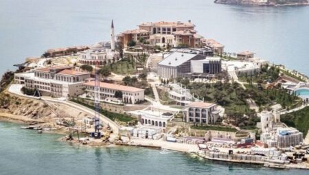 Albayrak Grubu, Yassıada’yı turistler için cazip hale getiriyor!