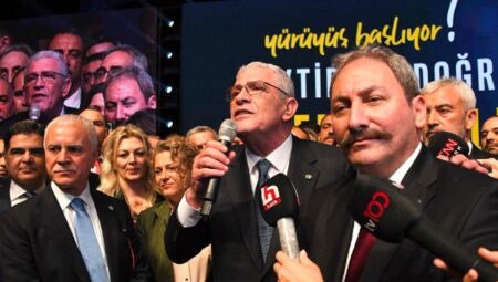 İyi Parti Lideri Müsavat Dervişoğlu: Akeşener Bayrağını İktidara Taşıyacağız!