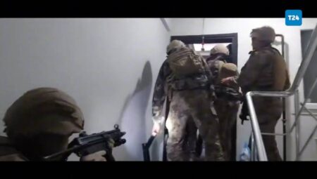 Elebaşı Batuhan Tok’un liderlik ettiği suç örgütü operasyonla çökertildi!