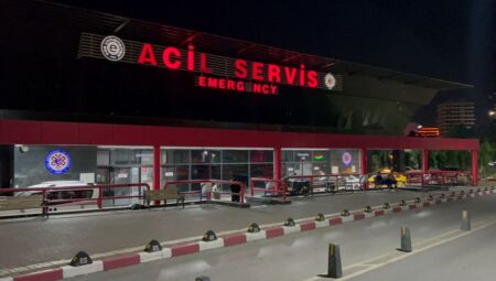 İzmir’de Evine Dönerken Silahlı Saldırıya Uğradı – Anında Türkiye Gündemi