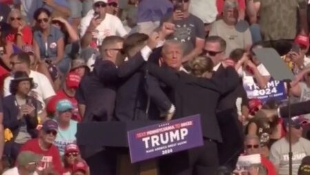 Trump’ın mitinginde silah sesleri yankılandı! – ABD’de olaylar büyüyor