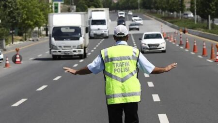 İstanbul’da Trafiği Felç Eden Yollar! – Son Dakika Trafik Bilgileri