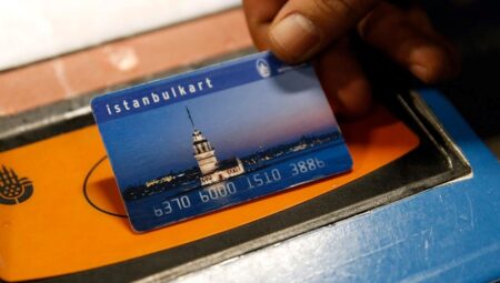 İstanbulkart’ta artık 30 yaş sınırı var! Öğrenci indirimi sınırları genişletildi.