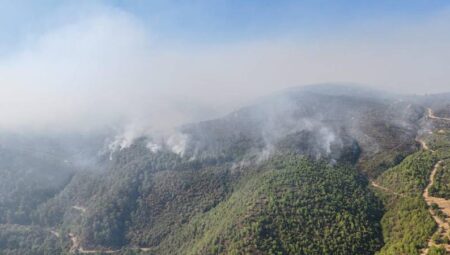 Alevler mahalleyi sararken, kahramanlar mücadeleye devam ediyor!