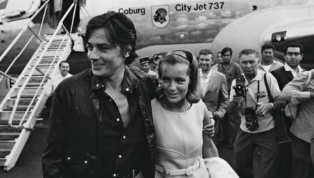 Alain Delon’un Kalbini Kim Çalardı Daha Çok: Kadınlar mı, Erkekler mi?