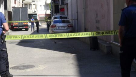 İzmit’te bomba alarmı: Sokaklar tedirgin!