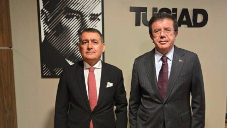 Zeybekçi, Partisinin Kitle Partisi Olma Hedefini Desteklemek İçin Harekete Geçti!