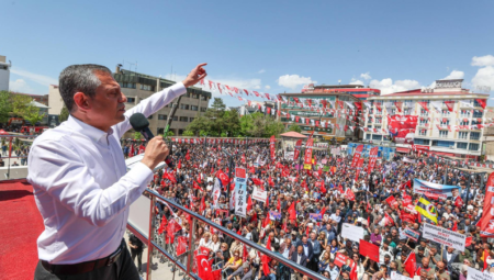 CHP’nin Bursa Mitingi İçin Afiş İzni Reddedildi!