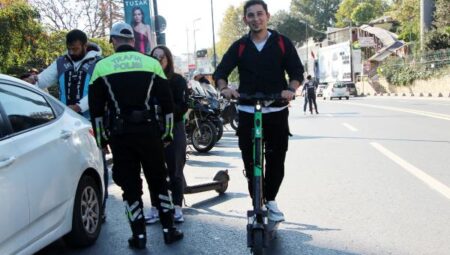 Elektrikli Scooter’lar Artık Sigortalı: Güvende Olmanın Yeni Yolu!