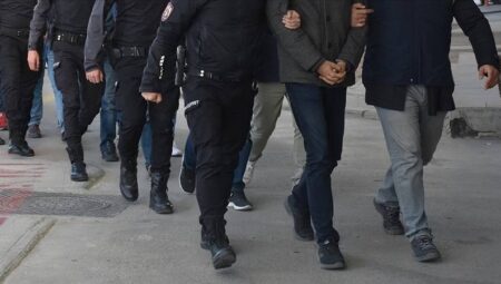 Sınav Usulsüzlüğü Skandalında 5 Kişi Gözaltına Alındı!