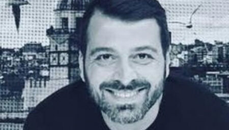 48 Yaşında Aşk İtirafı: “Nerdesin Aşkım” Demek Suç Olabiliyor!
