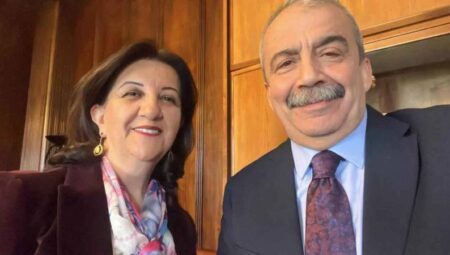 Sırrı’nın Anısına: Barışın Kucakladığı Bir Veda