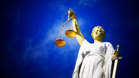 Dünya Hukuk Günü Ne Zaman? İşte Anlamlı Mesajlar ve Detaylar!