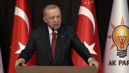 AK Parti, 24 Yılı Geride Bırakarak Güçlü Bir Geleceğe Adım Atıyor