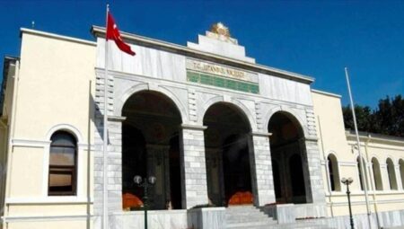 İstanbul Valiliği’nden Sosyal Medya Eylemlerine Yasak: Gençler Gazze İçin Sokağa Çıkmayı Planlıyordu