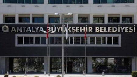 Antalya’da Rüşvet Skandalı: 5 Kişi Tutuklandı!