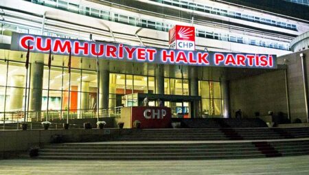 CHP 38. Olağan Kurultayı’nda Parti Yönetiminde Tarihi Değişim Rüzgarı Esti!