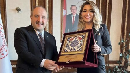 Fenomen Operasyonunda Tutuklanan İsim, İşyerini Mustafa Varank ile Açtığını Açıkladı!