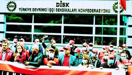 Sınıfın Dışına Çıkış: Yeni Bir Yön Değişimi Başlıyor!