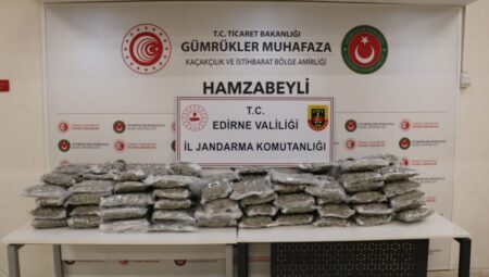 Uyuşturucu Operasyonu: Atlas’ın Şüphesi Kamyonu Ele Geçirdi!