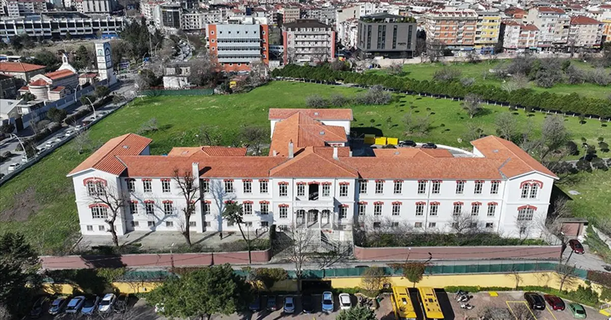 Balıklı Rum Hastanesi’nde Şok Operasyon: Profesör, Eczacı ve Tıbbi Sekreter Gözaltında!