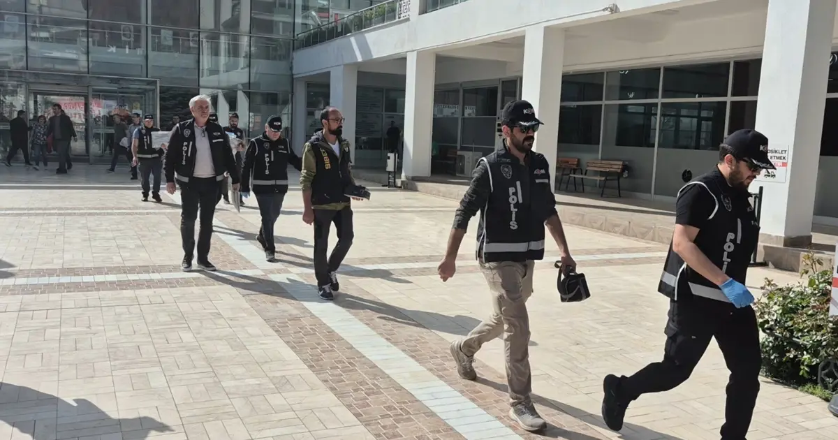 Eskişehir Tepebaşı Belediyesi’nde Yolsuzluk Skandalı: Gözaltılar Başladı!