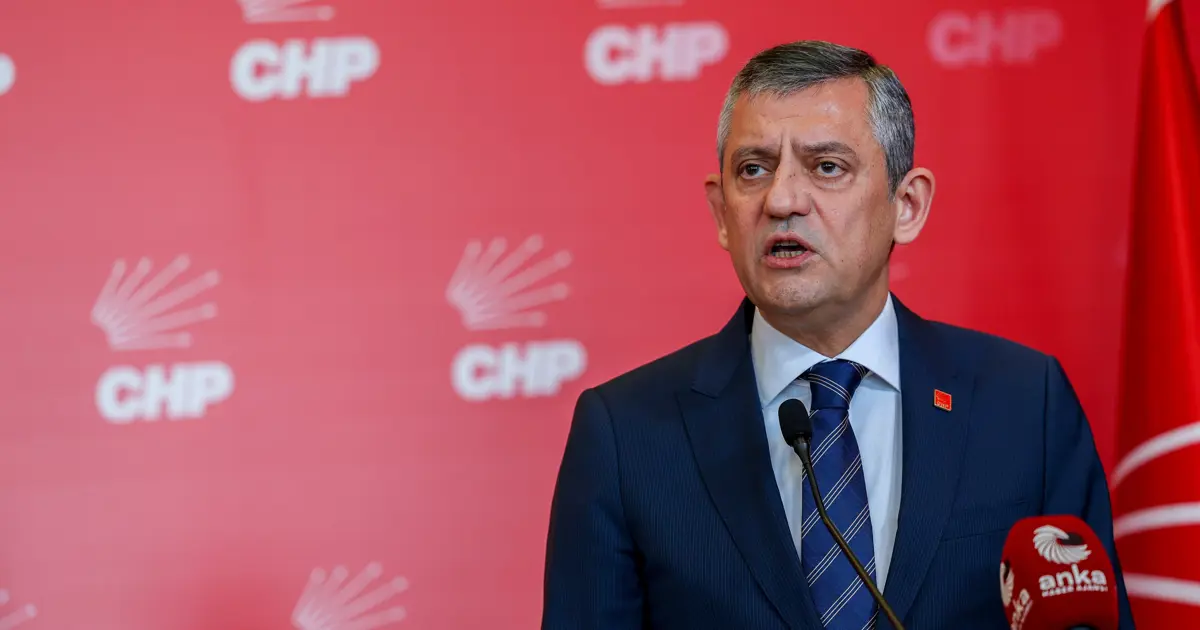 Özgür Özel, CHP Grup Başkanı Olarak 40 Gün İçinde Kurultay Çağrısı Yaptı!