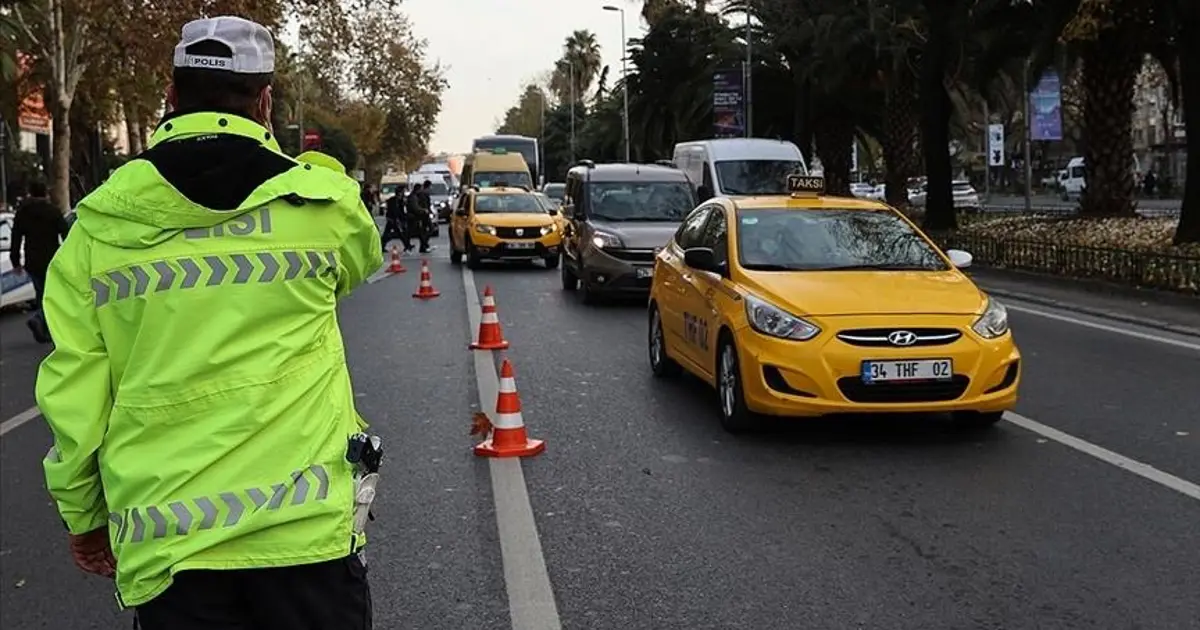 İstanbul’da Üç İlçede Trafik Kaosu: Bazı Yollar Kapatılıyor!