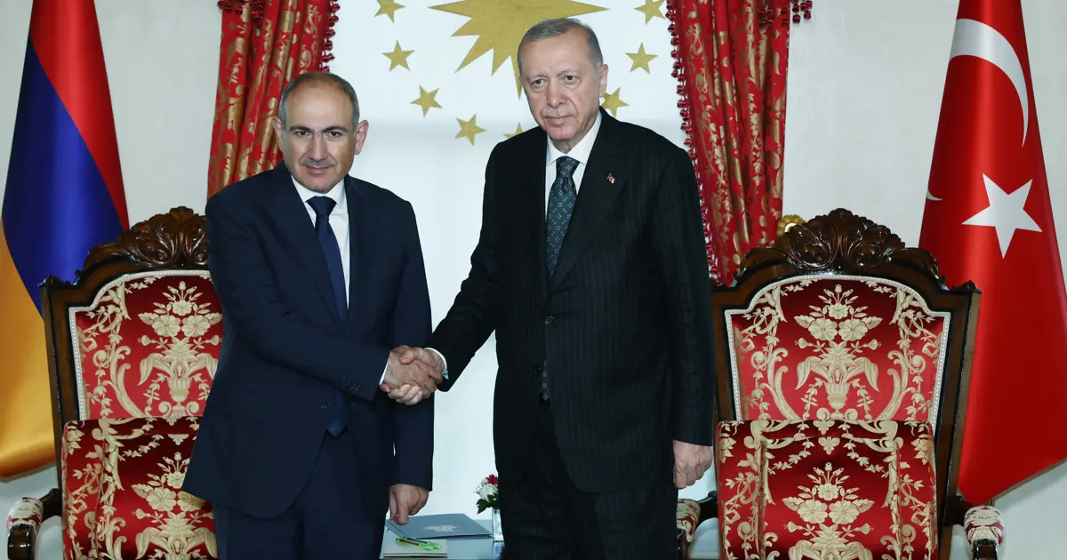 Erdoğan ve Paşinyan’dan Tarihi Buluşma: İki Lider Görüştü!