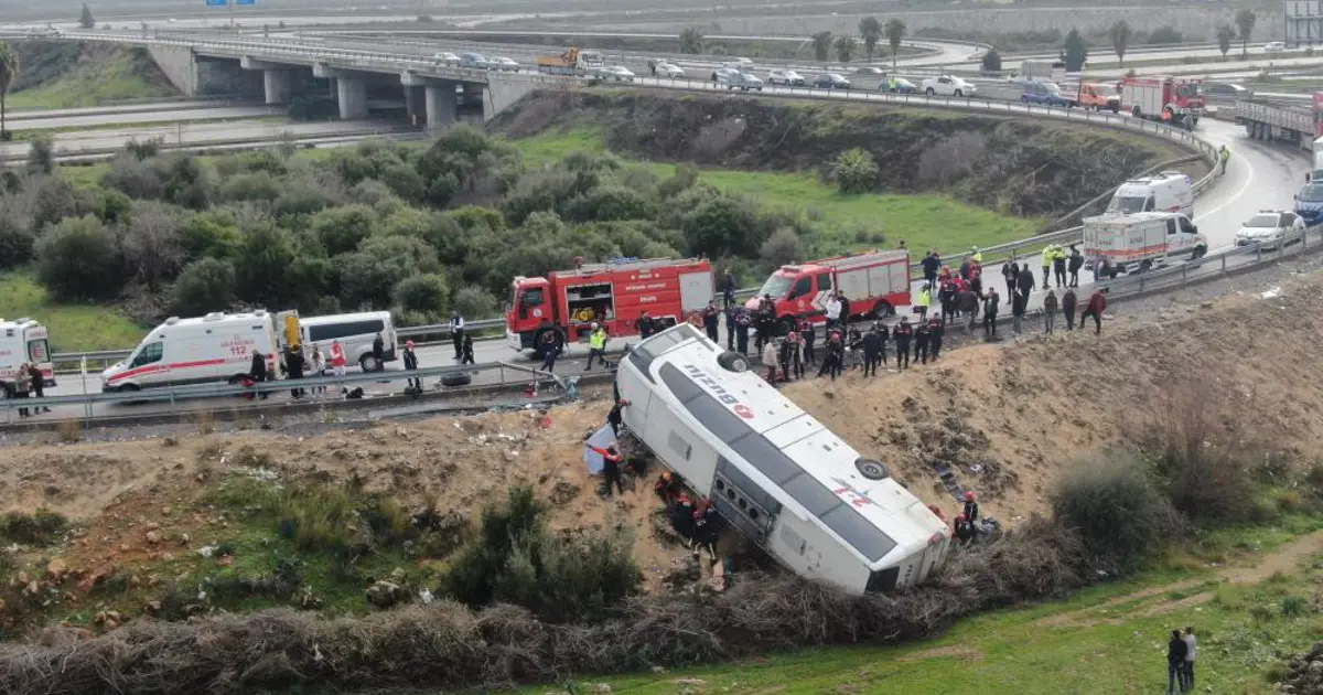 10 Can Aldı: Otobüs Viraja 95 km/h Hızla Girdi!